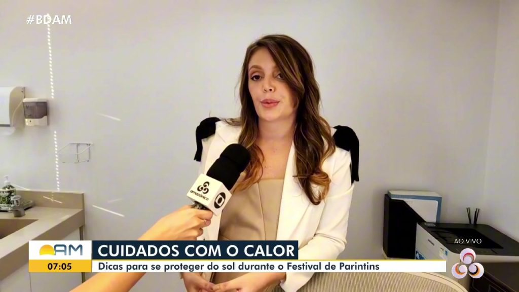Hidratação e proteção solar durante o festival de Parintins
